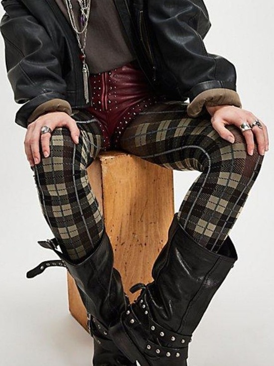 Free People Accessories - Free People Highland Hues Tartan Tights in Tan/Black | NWT